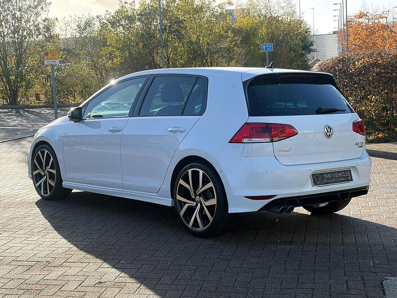 Volkswagen Golf 2.0 TDI BlueMotion Tech R-Line Edition Hatchback 5dr Diesel Manual Euro 6 (s/s) (150 ps)