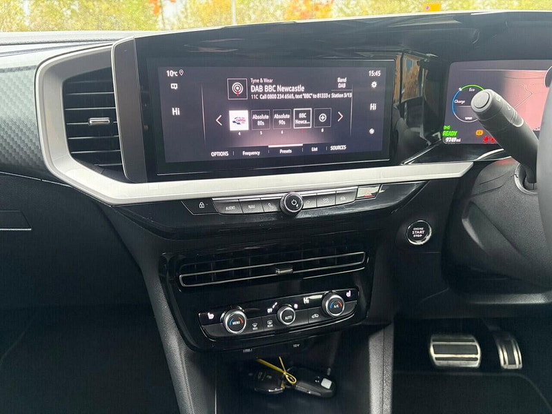 Vauxhall Mokka electric 50kWh Ultimate SUV 5dr Electric Auto (136 ps)