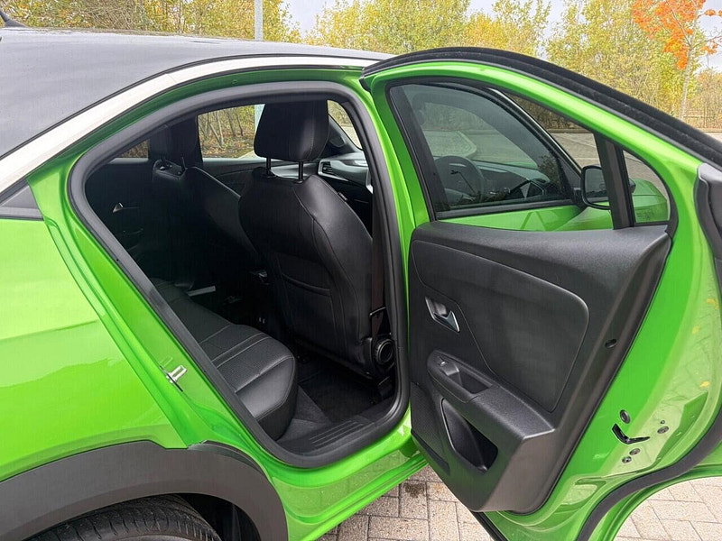 Vauxhall Mokka electric 50kWh Ultimate SUV 5dr Electric Auto (136 ps)
