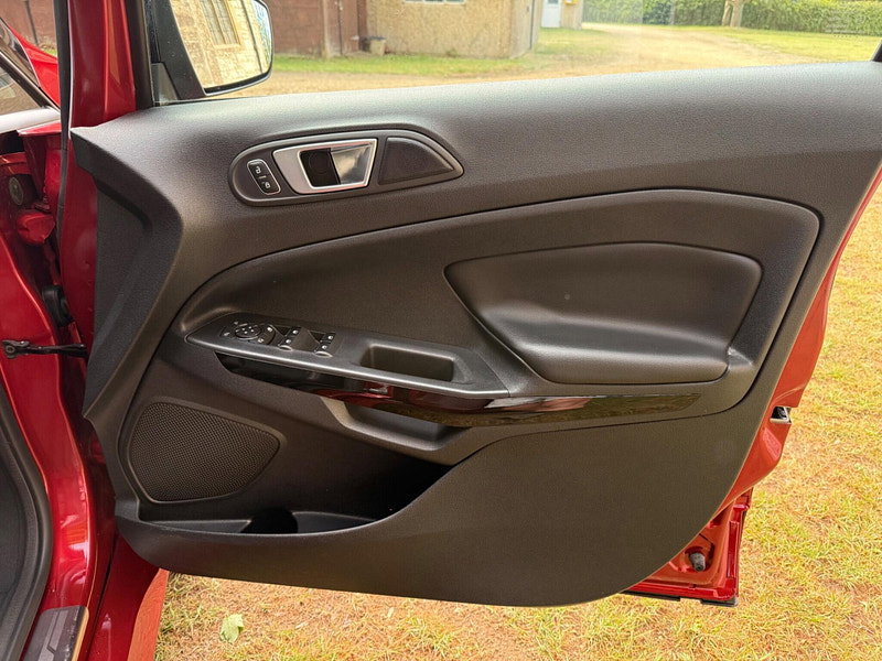 Ford EcoSport 1.0T EcoBoost ST-Line Euro 6 (s/s) 5dr