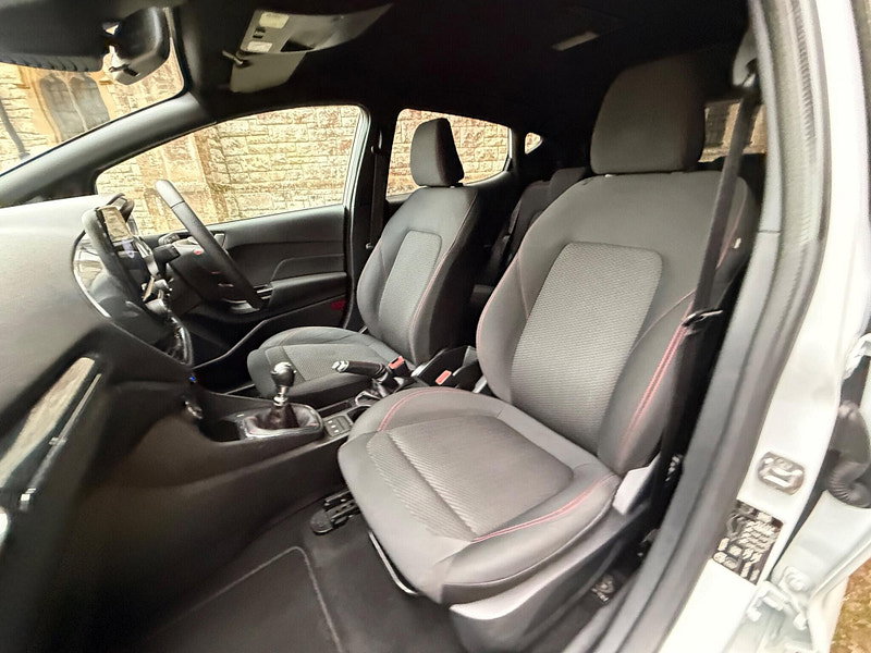 Ford Fiesta 1.0T EcoBoost ST-Line Euro 6 (s/s) 5dr