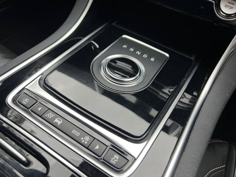 Jaguar XE 2.0i GPF R-Sport Auto Euro 6 (s/s) 4dr