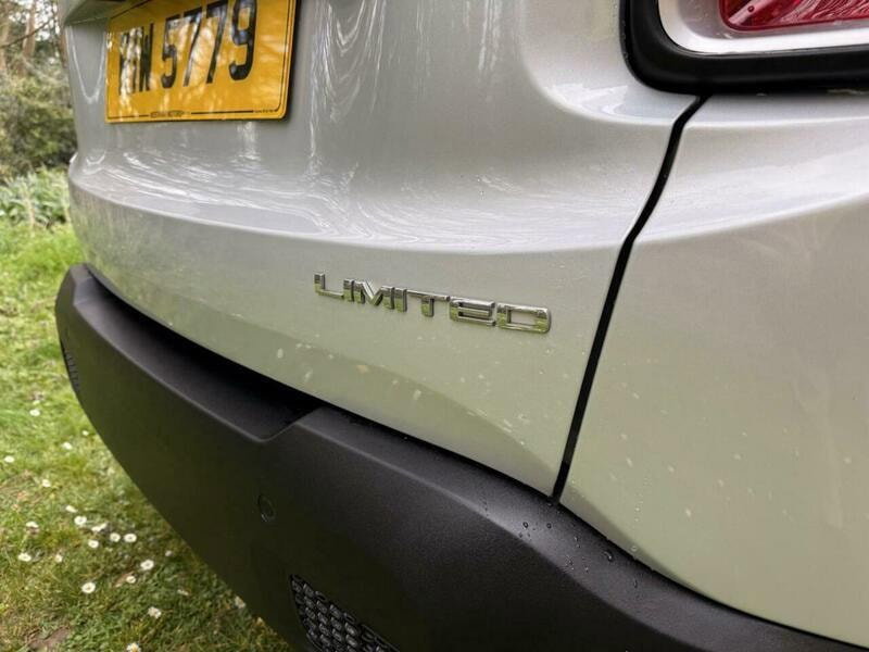 Jeep Renegade 1.4T MultiAirII Limited DDCT Euro 6 (s/s) 5dr