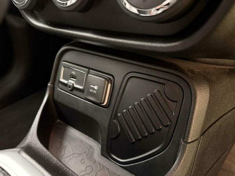 Jeep Renegade 1.4T MultiAirII Limited DDCT Euro 6 (s/s) 5dr