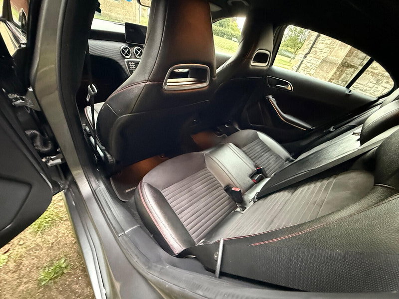 Mercedes-Benz A Class 1.6 A160 AMG Line (Executive) Euro 6 (s/s) 5dr