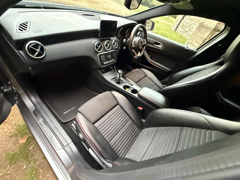 Mercedes-Benz A Class 1.6 A160 AMG Line (Executive) Euro 6 (s/s) 5dr