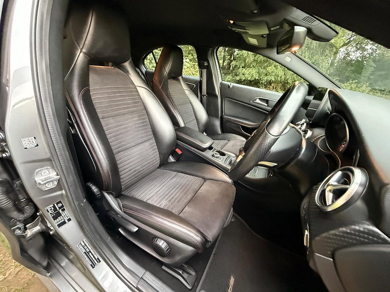 Mercedes-Benz A Class 1.6 A160 AMG Line (Executive) Euro 6 (s/s) 5dr