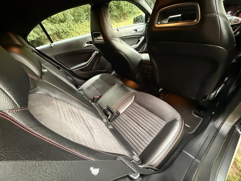 Mercedes-Benz A Class 1.6 A160 AMG Line (Executive) Euro 6 (s/s) 5dr
