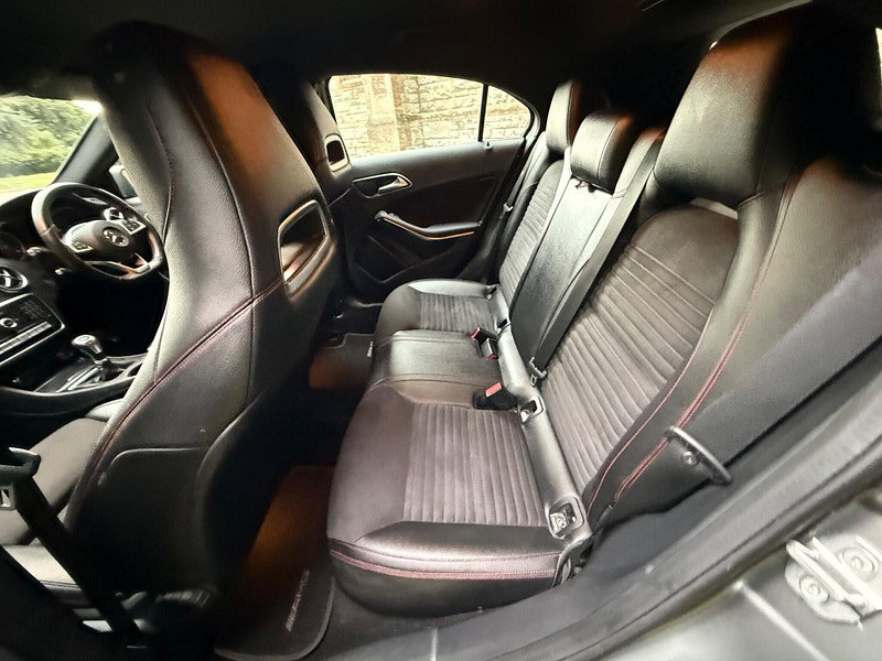 Mercedes-Benz A Class 1.6 A160 AMG Line (Executive) Euro 6 (s/s) 5dr