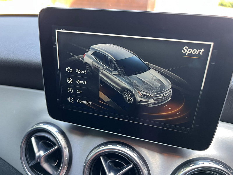 Mercedes-Benz GLA 1.6 GLA200 AMG Line (Executive) 7G-DCT Euro 6 (s/s) 5dr