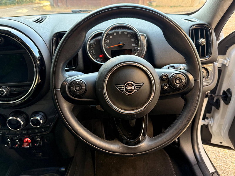 MINI Countryman 1.5 Cooper Classic Euro 6 (s/s) 5dr