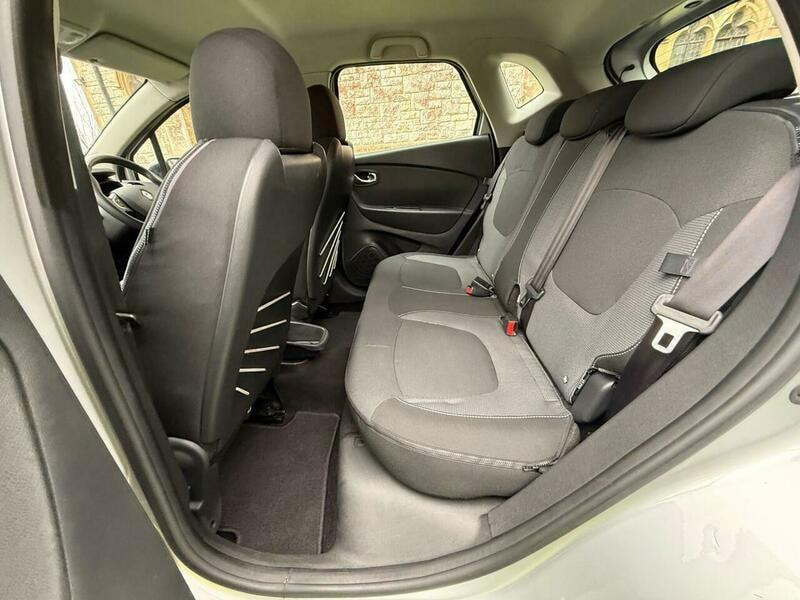 Renault Captur 1.5 dCi ENERGY Dynamique Nav Euro 6 (s/s) 5dr