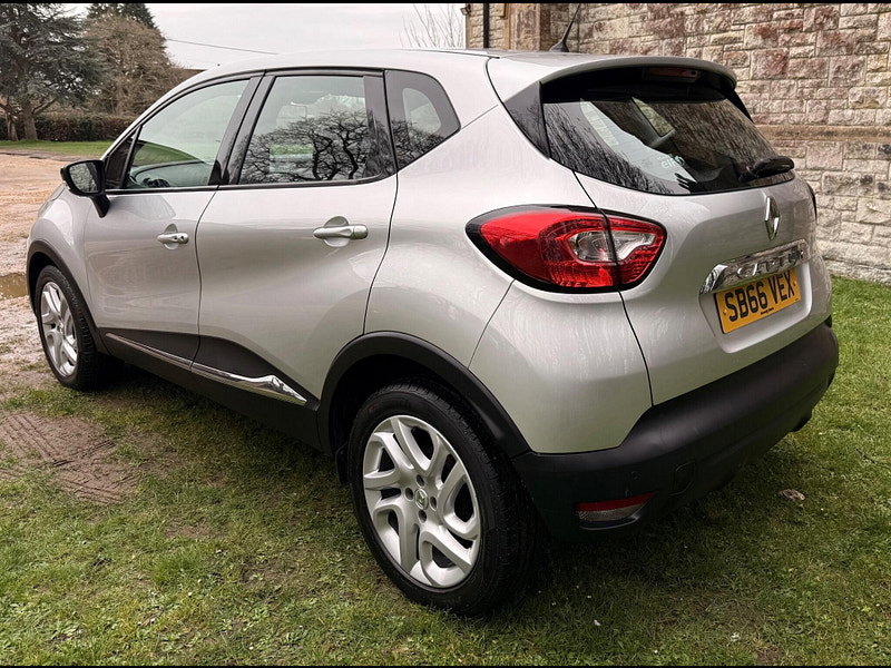 Renault Captur 1.5 dCi ENERGY Dynamique Nav Euro 6 (s/s) 5dr