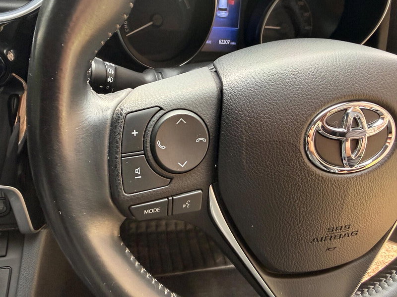 Toyota Auris 1.8 VVT-h Business Edition CVT Euro 6 (s/s) 5dr (Safety Sense)
