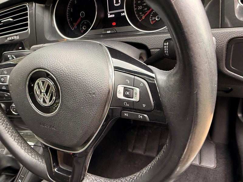 Volkswagen Golf 1.0 TSI SE Nav Euro 6 (s/s) 5dr