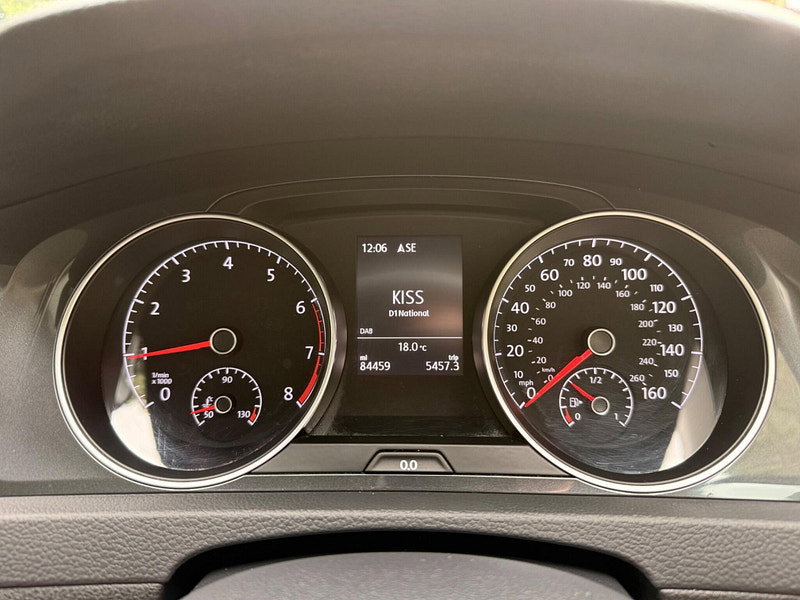 Volkswagen Golf 1.0 TSI SE Nav Euro 6 (s/s) 5dr