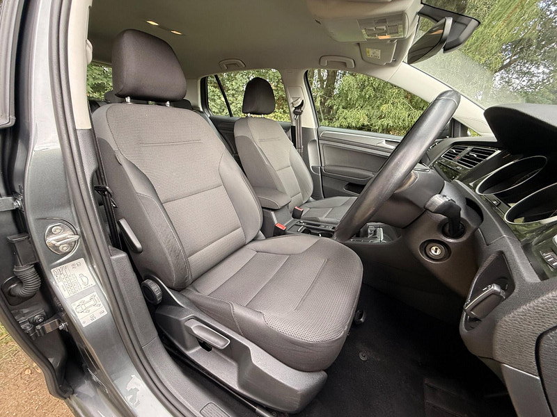 Volkswagen Golf 1.0 TSI SE Nav Euro 6 (s/s) 5dr
