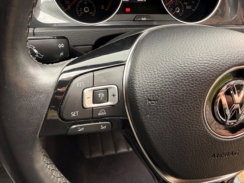 Volkswagen Golf 1.0 TSI SE Nav Euro 6 (s/s) 5dr