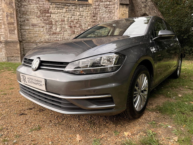 Volkswagen Golf 1.0 TSI SE Nav Euro 6 (s/s) 5dr