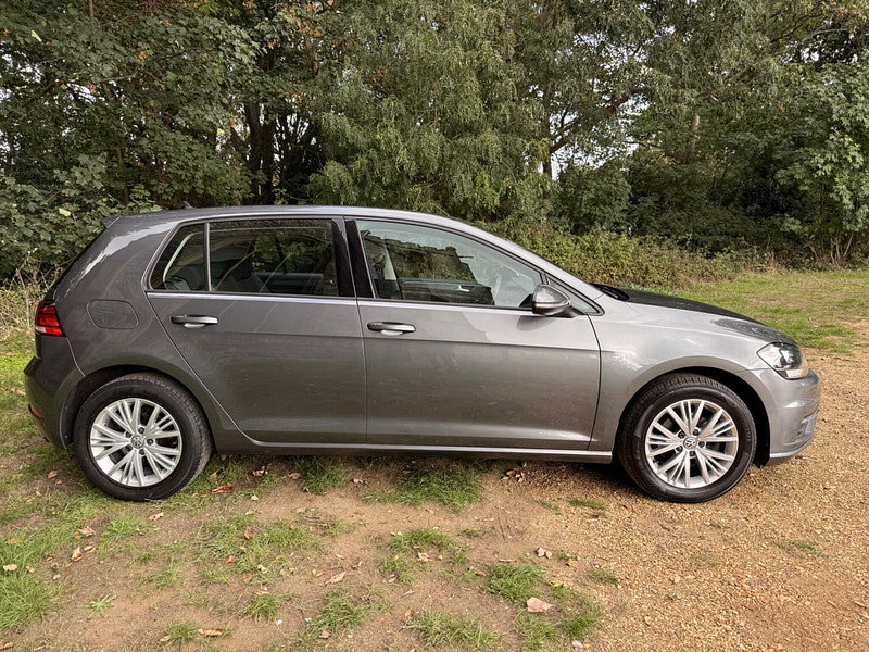 Volkswagen Golf 1.0 TSI SE Nav Euro 6 (s/s) 5dr
