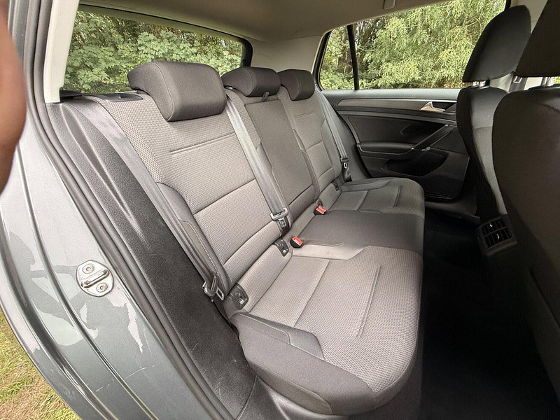 Volkswagen Golf 1.0 TSI SE Nav Euro 6 (s/s) 5dr