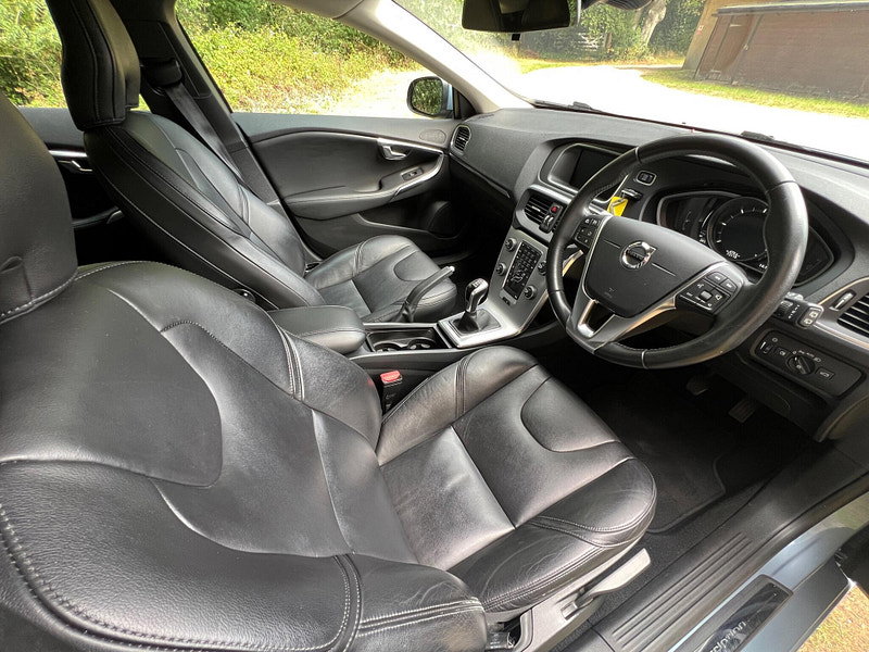 Volvo V40 2.0 D3 Inscription Euro 6 (s/s) 5dr