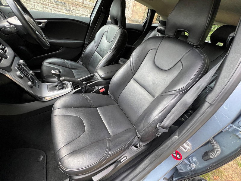 Volvo V40 2.0 D3 Inscription Euro 6 (s/s) 5dr