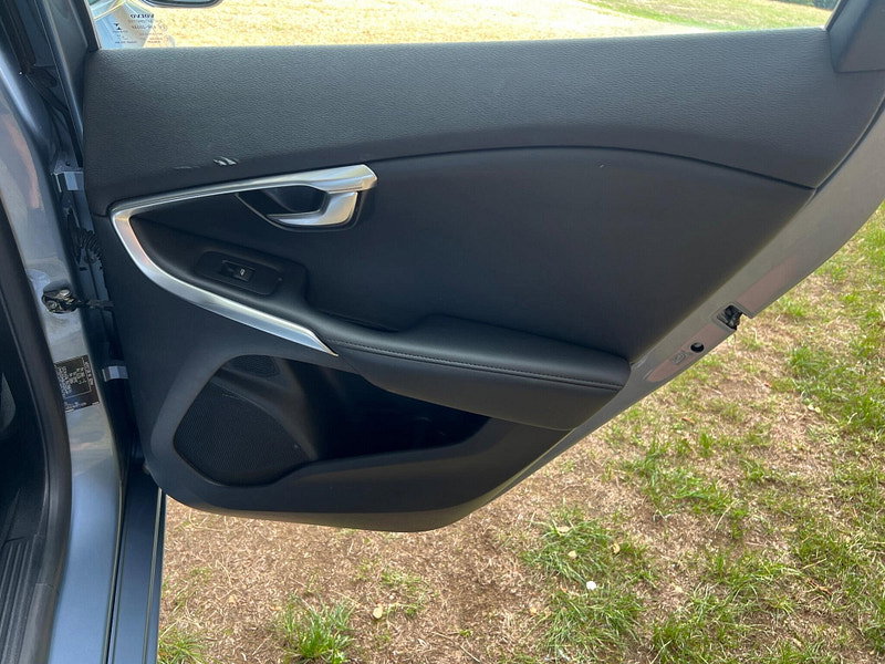 Volvo V40 2.0 D3 Inscription Euro 6 (s/s) 5dr