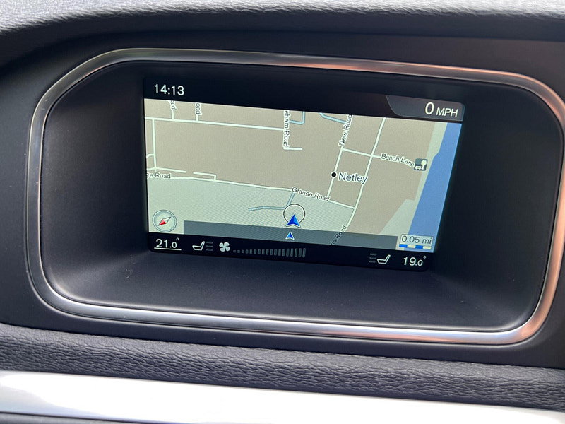 Volvo V40 2.0 D3 Inscription Euro 6 (s/s) 5dr