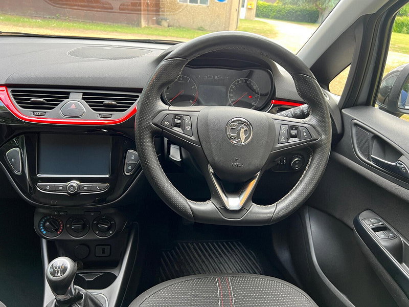 Vauxhall Corsa 1.4i ecoTEC SRi VX Line Nav Black Euro 6 5dr