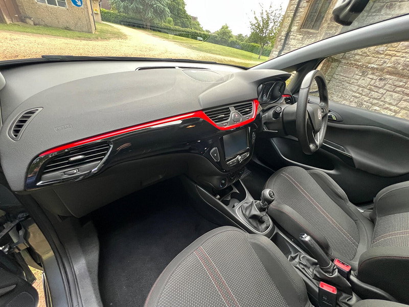 Vauxhall Corsa 1.4i ecoTEC SRi VX Line Nav Black Euro 6 5dr