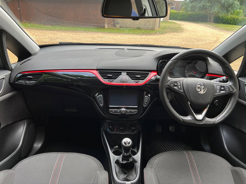 Vauxhall Corsa 1.4i ecoTEC SRi VX Line Nav Black Euro 6 5dr