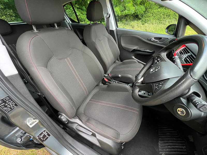 Vauxhall Corsa 1.4i ecoTEC SRi VX Line Nav Black Euro 6 5dr