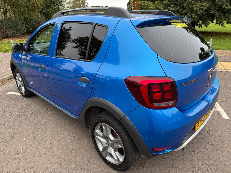 Dacia Sandero Stepway 0.9 TCe Essential Hatchback 5dr Petrol Manual Euro 6 (s/s) (90 ps)