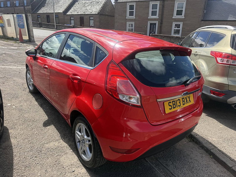 Ford Fiesta 1.25 Zetec Hatchback 5dr Petrol Manual Euro 5 (82 ps)