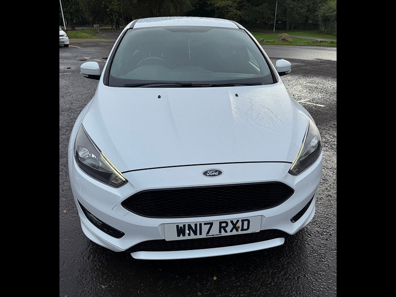 Ford Focus 1.5 TDCi ST-Line Hatchback 5dr Diesel Manual Euro 6 (s/s) (120 ps)
