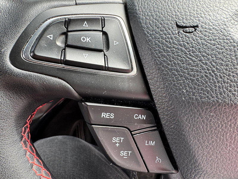 Ford Kuga 1.5 TDCi ST-Line SUV 5dr Diesel Manual Euro 6 (s/s) (120 ps)