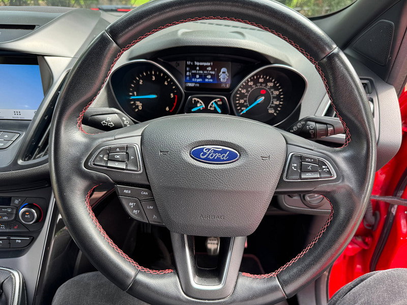 Ford Kuga 1.5 TDCi ST-Line SUV 5dr Diesel Manual Euro 6 (s/s) (120 ps)