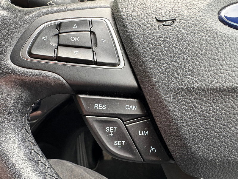 Ford Kuga 1.5 TDCi Titanium SUV 5dr Diesel Manual Euro 6 (s/s) (120 ps)