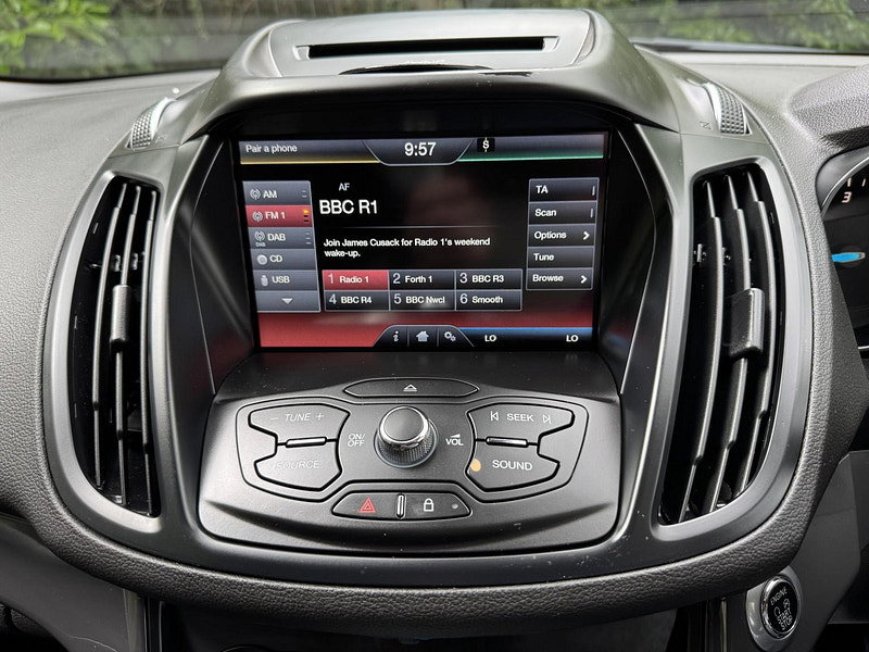 Ford Kuga 2.0 TDCi Titanium SUV 5dr Diesel Manual 2WD Euro 6 (s/s) (150 ps)