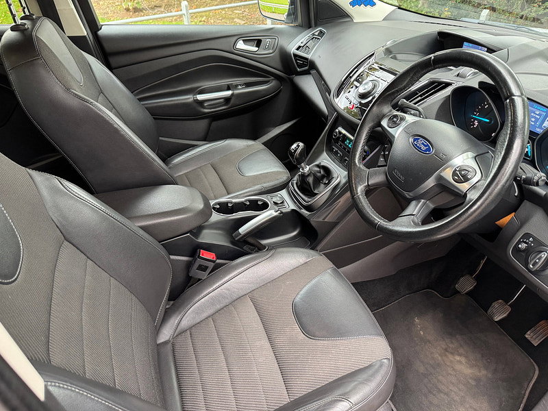 Ford Kuga 2.0 TDCi Titanium SUV 5dr Diesel Manual AWD Euro 6 (s/s) (180 ps)
