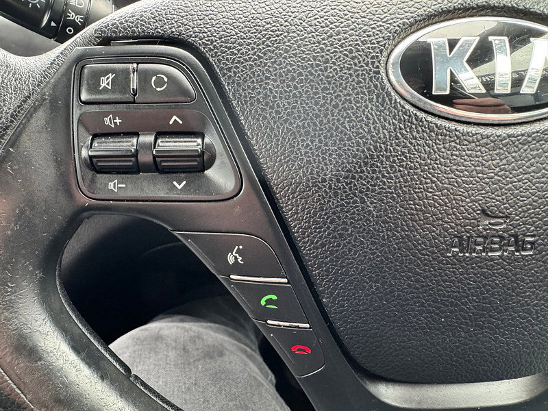 Kia Ceed 1.6 CRDi EcoDynamics 2 Hatchback 5dr Diesel Manual Euro 5 (s/s) (126 bhp)