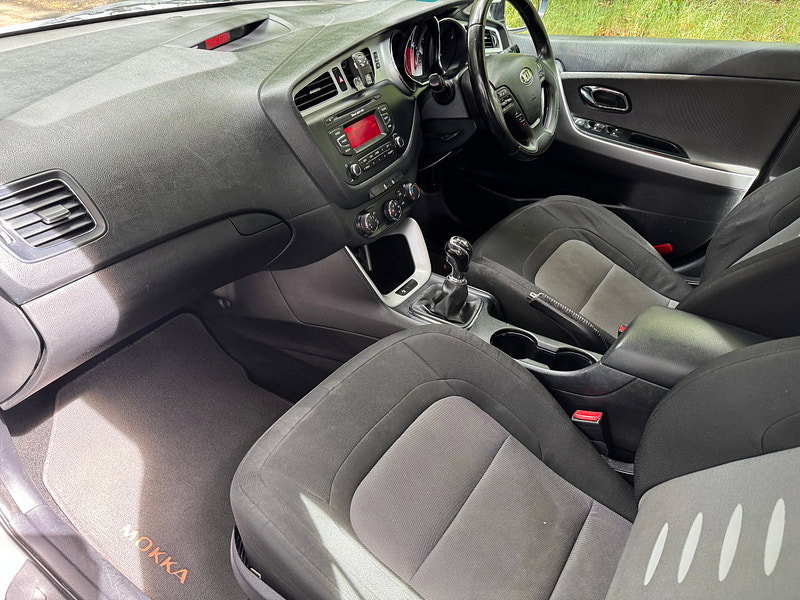 Kia Ceed 1.6 CRDi EcoDynamics 2 Hatchback 5dr Diesel Manual Euro 5 (s/s) (126 bhp)