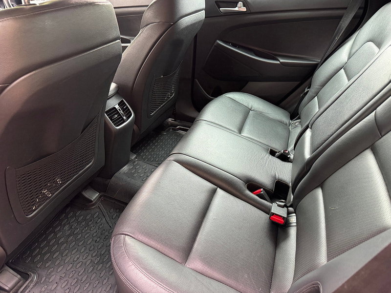 Hyundai Tucson 1.7 CRDi Blue Drive Premium SUV 5dr Diesel Manual Euro 6 (s/s) (116 ps)