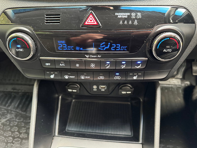 Hyundai Tucson 1.7 CRDi Blue Drive Premium SUV 5dr Diesel Manual Euro 6 (s/s) (116 ps)