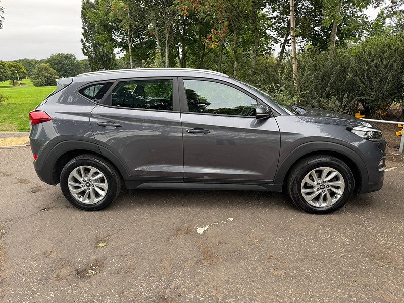 Hyundai Tucson 1.7 CRDi Blue Drive SE Nav SUV 5dr Diesel Manual Euro 6 (s/s) (116 ps)