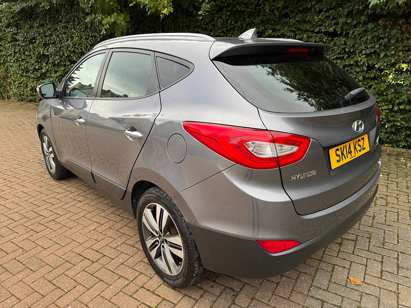 Hyundai IX35 2.0 CRDi Premium SUV 5dr Diesel Manual 4WD Euro 5 (134 bhp)