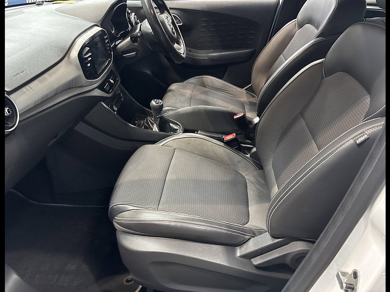 MG MG3 1.5 VTi-TECH Exclusive Nav Hatchback 5dr Petrol Manual Euro 6 (s/s) (106 ps)