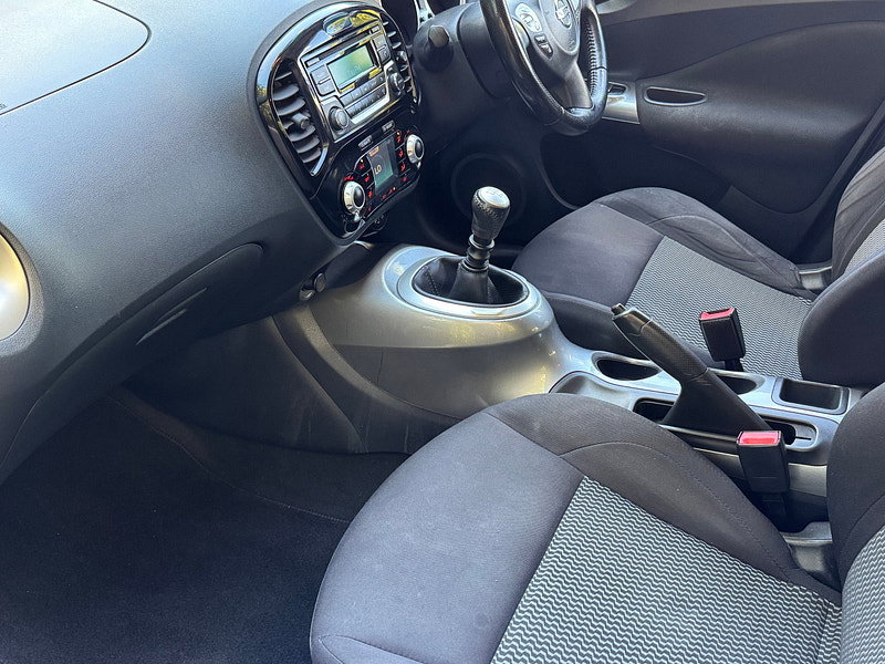 Nissan Juke 1.2 DIG-T Acenta SUV 5dr Petrol Manual Euro 6 (s/s) (115 ps)