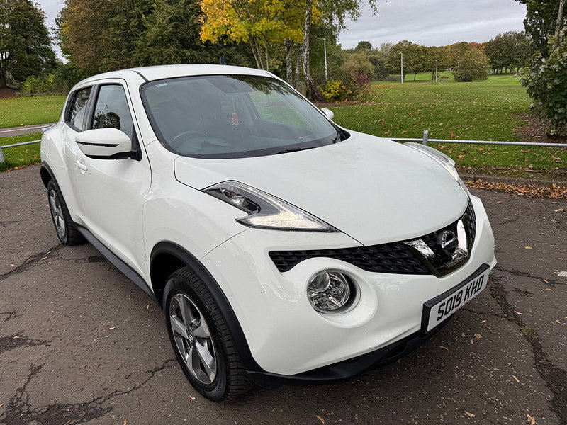 Nissan Juke 1.6 Acenta SUV 5dr Petrol XTRON Euro 6 (117 ps)